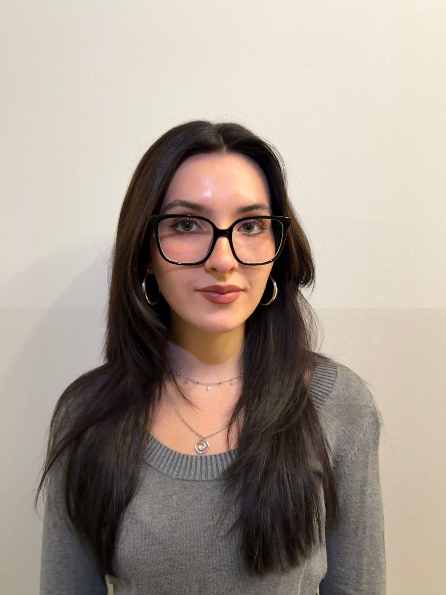 Lilly-Jasmin headshot
